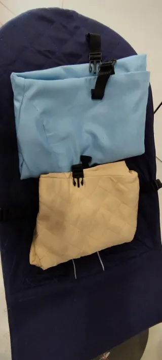 Hamaca bebé azul acolchada