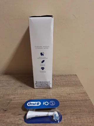 Oral-B iO3 Cepillo Eléctrico + 2 Cabezales