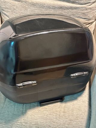 Baúl moto SHAD SH32 negro