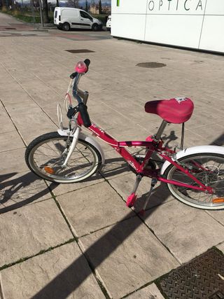 Bicicleta Infantil Rosa BTWIN B-PRO