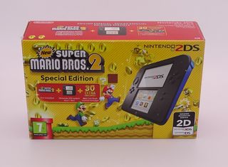 Nintendo 2DS Special Edition (Nueva, sin usar)