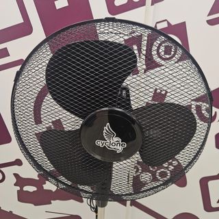 Ventilador de pie Cyclone 40w
