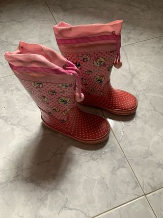 Botitas de agua niña Minnie Mouse talla 25