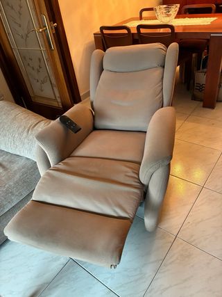 Sillón relax reclinable eléctrico beige
