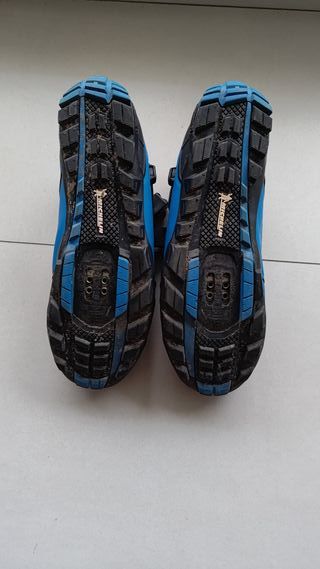 Zapatos Shimano ME7 SPD