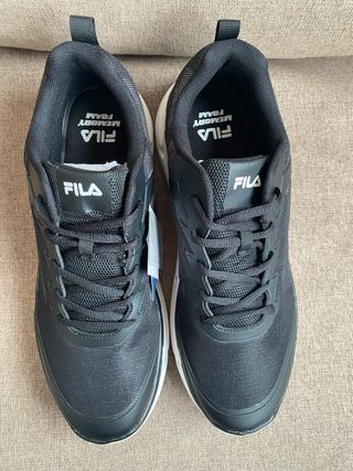 Zapatillas Fila Negras T40-41-44-45