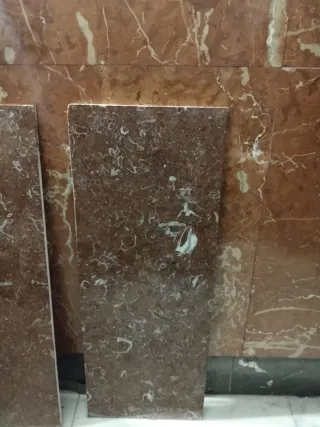 Losas de mármol antiguas. No se puede enviar.