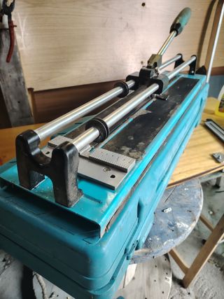 Cortador de azulejos grande