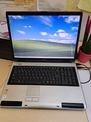 Toshiba Satellite P100 17” Retro