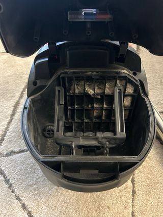 Aspiradora Taurus 1800W Roja