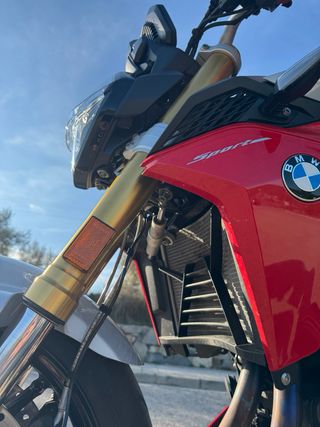 BMW F900R Naked Manual