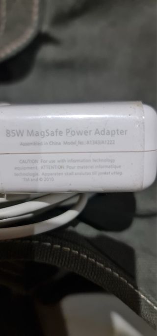 Cargador Apple 85W MagSafe MacBook