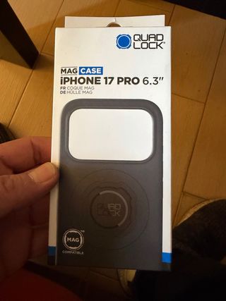 Custodia QuadLock iPhone 17 Pro 6.3 MAG