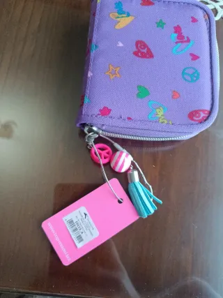 Cartera Top Model Morada con Dibujos