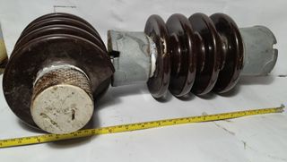 Aislante Cerámico Eléctrico Marrón