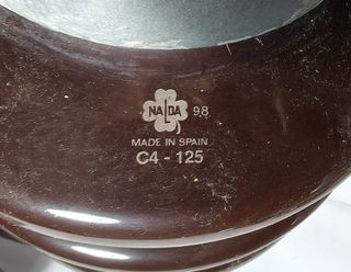 Aislante Cerámico Eléctrico Marrón