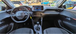 Peugeot 208 2022 (reestreno)