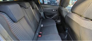 Peugeot 208 2022 (reestreno)