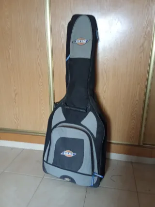 Guitarra Acústica Aria LW15 Negra Años 80