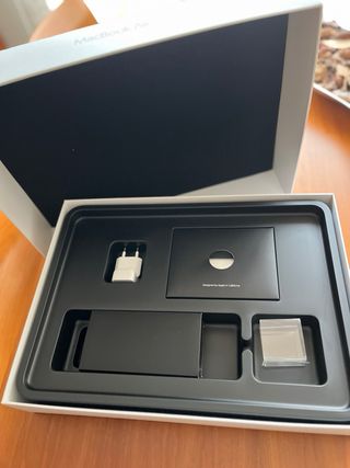Caja MacBook Air 13 Plata