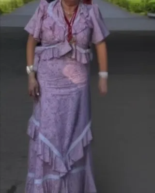 Traje de flamenca rosa exclusivo