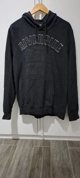 Felpa con cappuccio uomo