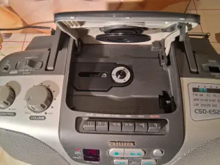 Stereo Aiwa CSD-ES217