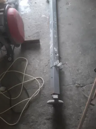 Elevador con pie y carretilla se usó tres veces