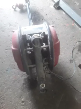 Elevador con pie y carretilla se usó tres veces