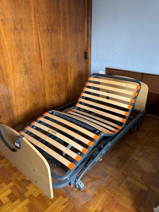 Cama articlulada geriatrica