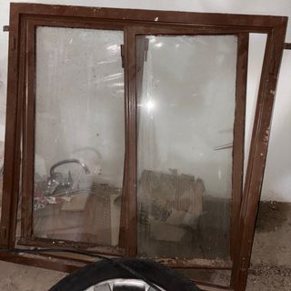 Ventana 1,02x0,98 Cristales en perfecto estado