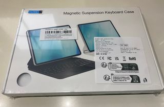 Teclado magnético Retroiluminado iPad SIN ESTRENAR