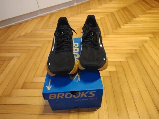 Brooks Hyperion Max 2 Scarpe da Corsa