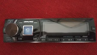 Radio Alpine CDE-178BT con Bluetooth