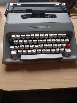 Olivetti Lettera 35 Máquina de Escribir