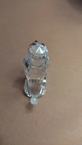 Caniche de cristal Swarovski sentado