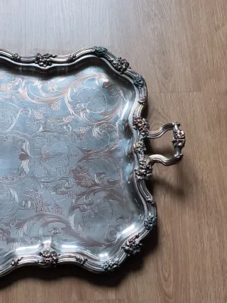 Gran bandeja plateada Siglo XIX