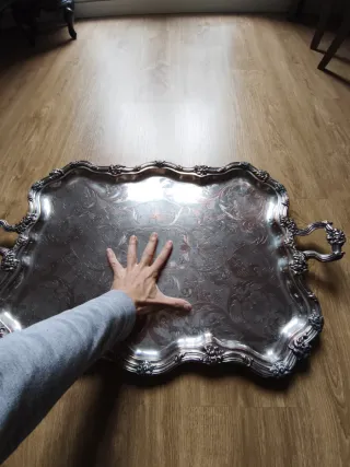 Gran bandeja plateada Siglo XIX