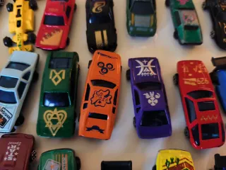 50 Coches de Juguete Colección