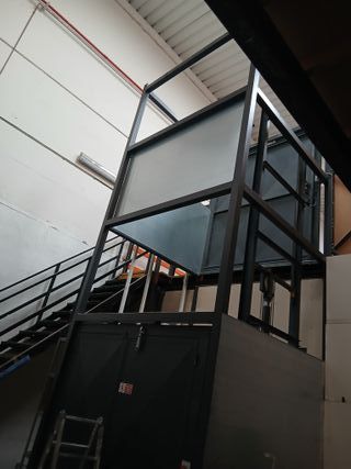 Montacargas industrial 500 kg