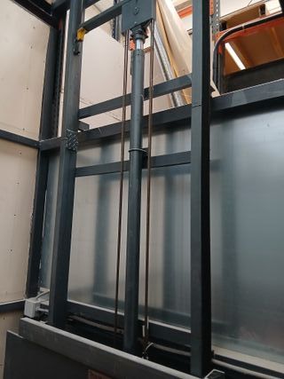 Montacargas industrial 500 kg