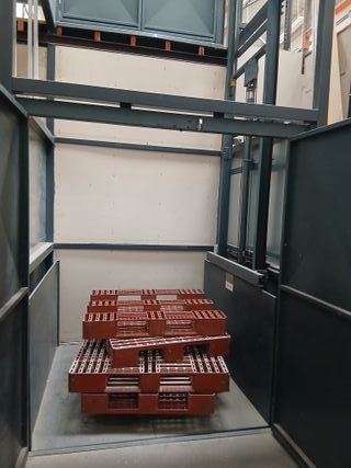 Montacargas industrial 500 kg