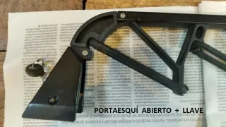 3 Portaesquís + Cerradura Baca Cuadrada