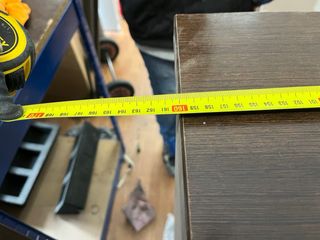 Mostrador curvo para negocio