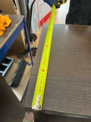 Mostrador curvo para negocio