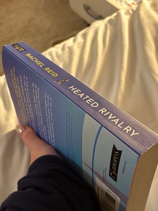 Libro Heated Rivalry (Mas que rivales)