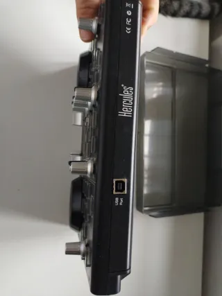 Mesa de mezclas Hercules DJ Control Mix 2