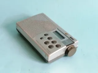 Radio Sony ICF-M280 FM/AM PLL Plata