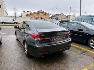 Hyundai i40 klass blue