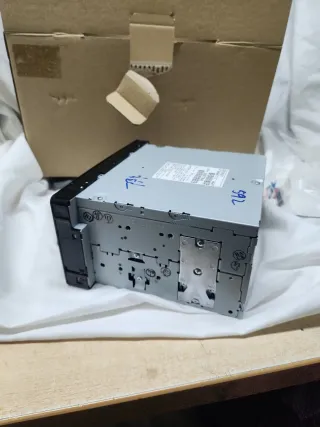 Radio coche CD Mitsubishi 8701A627